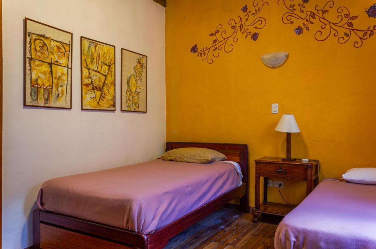 Casa De Las Rosas كوينكا المظهر الخارجي الصورة